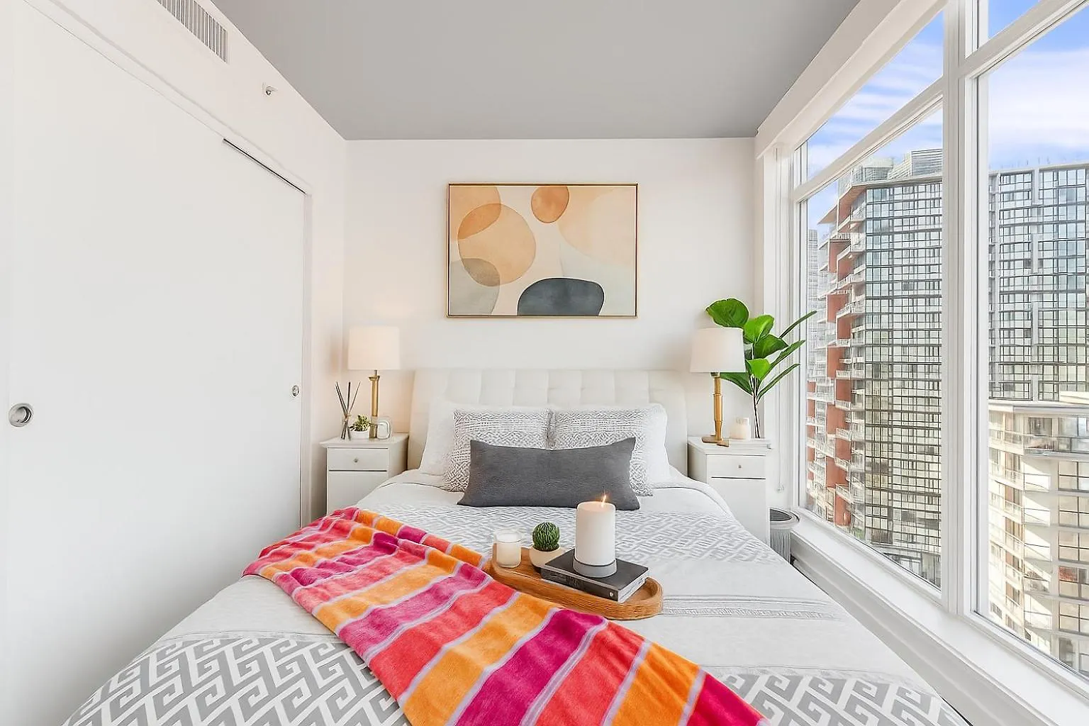 Stylish City View 2Br Apartment Steps To Yaletown Life فانكوفر كندا